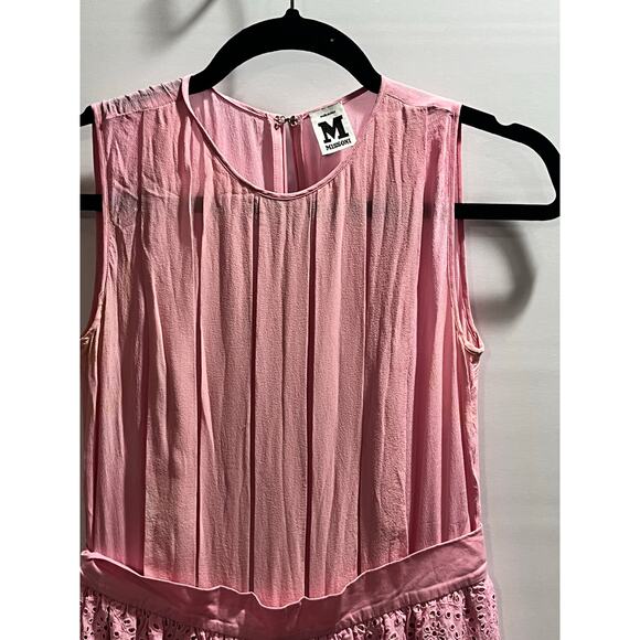 M Missoni Pleated Silk Cotton Pink
Sleeveless Lined Eyelet Mini Dress Sz 40/US8 - Picture 3 of 13